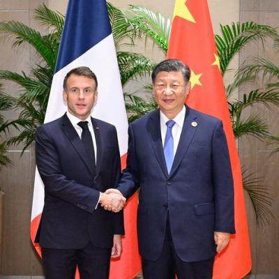 马克宏抵北京 开始为期三天国事访问