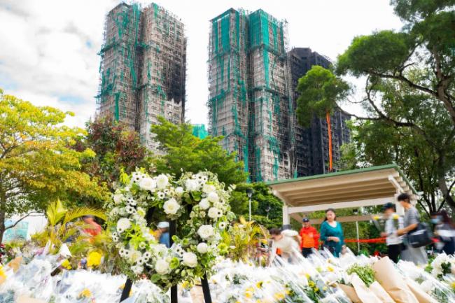 香港大火,“吹哨”内地高层住宅老化危机