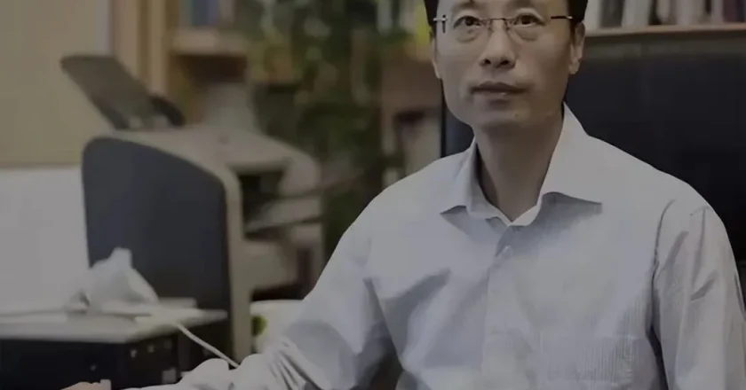 许家印深圳打工时的老板,如今依然是亿万富豪