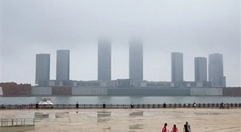 被全国嘲笑十年!昔日“鬼城”如今挤满人