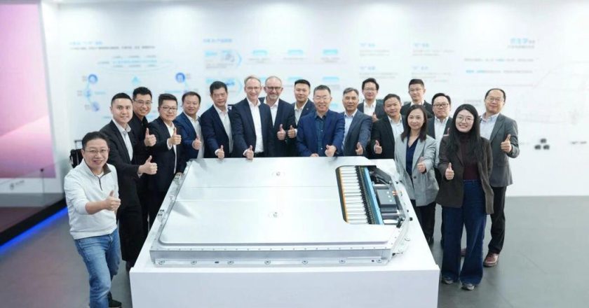 全球固态电池竞争白热化！陆股或迎「固态电池第一股」