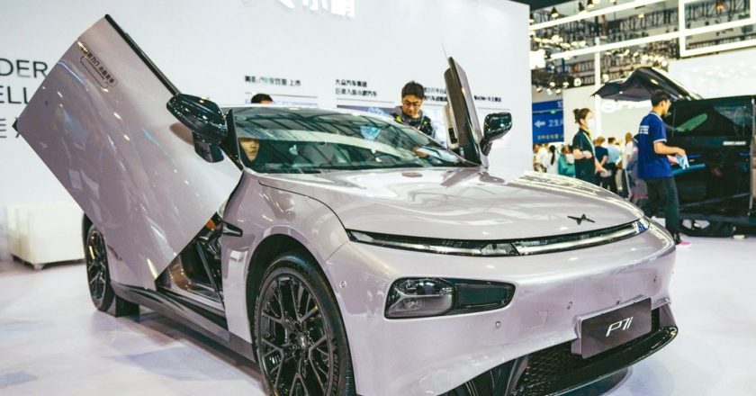 供过于求风险加剧 陆今年碳纤维产能将首超海外总和